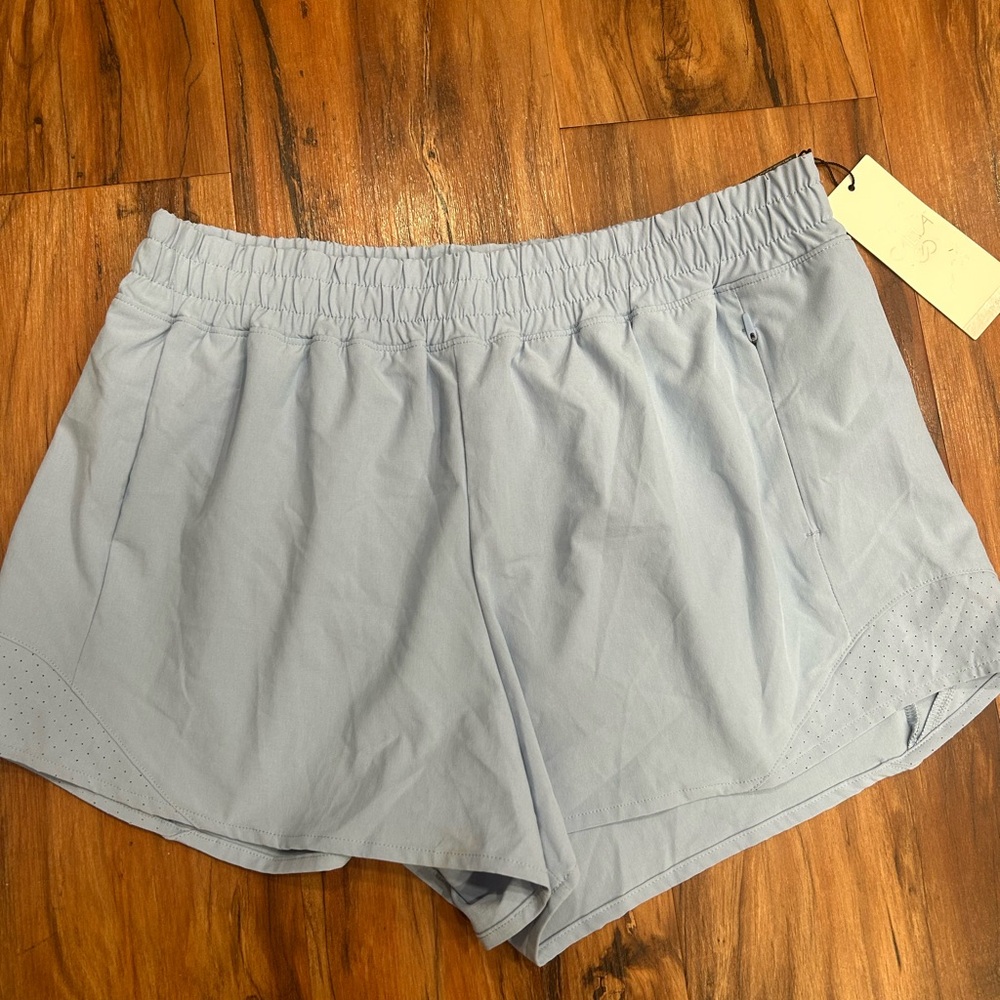 Calia Mid-Rise Infinity Shorts light blue